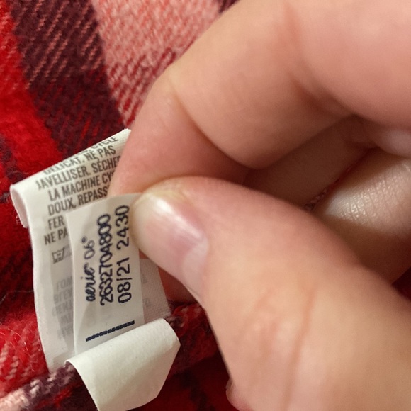 Aerie Lumberjane red lofty plush plaid flannel overshirt size M - Picture 15 of 15